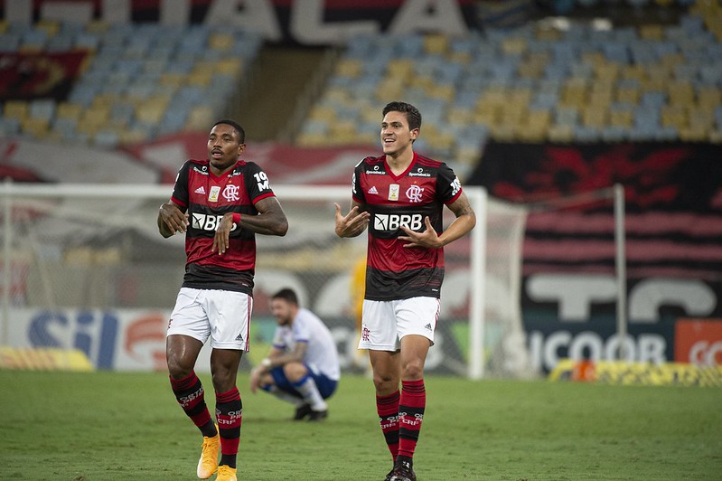 Flamengo 4 x 3 Bahia - Em jogo de viradas, Fla se mantém na cola do São Paulo 4 0002050516156 img