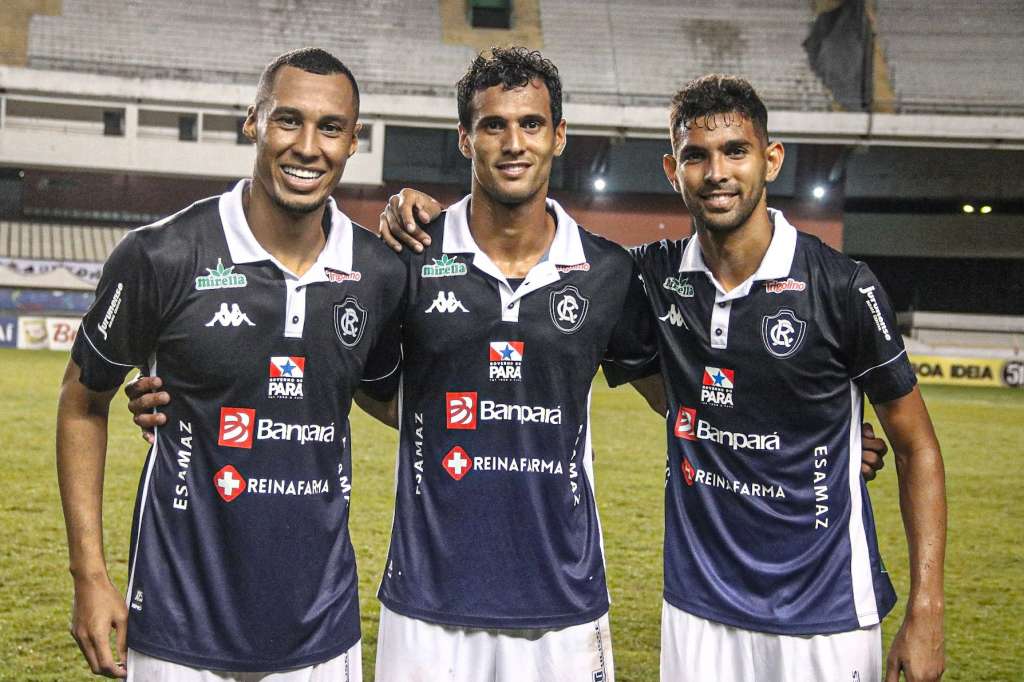 Depois de sair atrás no placar, o Remo venceu o Paysandu por 3 a 1