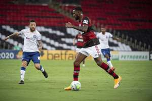 Vice jurídico do Flamengo afirma que levará caso de racismo contra Gerson à justiça