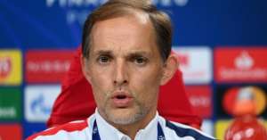 Técnico do PSG rasga elogios a brasileiro: 