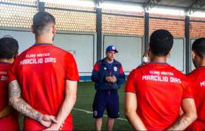 Série D: Técnico do Marcílio Dias comemora vitória após se recuperar da Covid-19