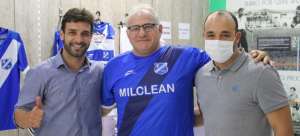 Ex-técnico de Avaí e Paraná, Toninho Cecílio é anunciado por clube do Paulista A2