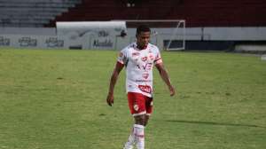 Série C: Ex-Corinthians é duvida no Vila Nova para enfrentar o Brusque