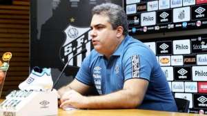 Santos diz que não houve assédio moral e que acusado de racismo deixou o clube