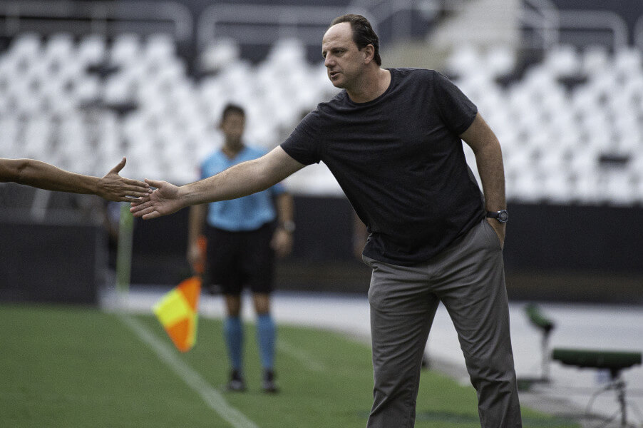 Rogério Ceni tem problemas para escalar o Flamengo (Foto: Alexandre Vidal/Flamengo) Rogério Ceni tem problemas para escalar o Flamengo (Foto: Alexandre Vidal/Flamengo)