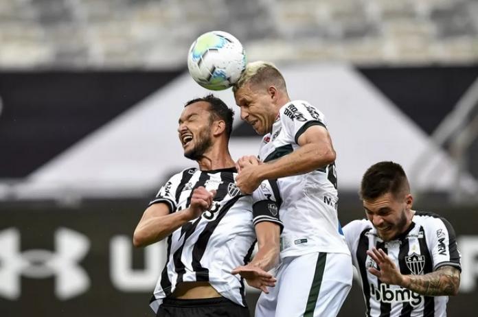Atlético-MG 2 x 0 Coritiba – Galo faz dever de casa e assume vice-liderança