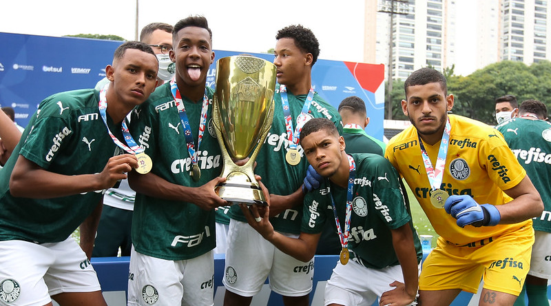 Palmeiras foi campeão paulista sub-20 Palmeiras foi campeão paulista sub-20
