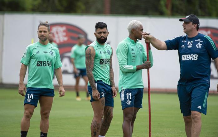 De olho no Fla-Flu, Flamengo tem retorno de titulares absolutos