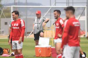 Inter crava permanência de Abel Braga e não confirma técnico do Independiente