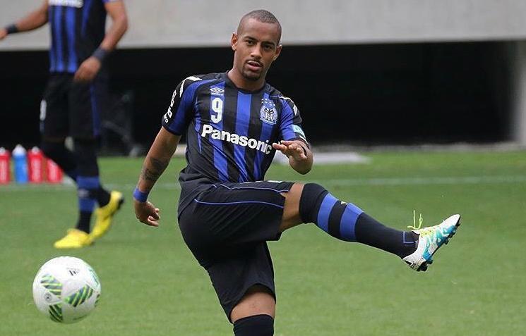 Ademilson teve contrato rescindido pelo Gamba Osaka