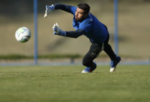 Goleiro do RB Bragantino se recupera da Covid-19 e volta a treinar com o grupo
