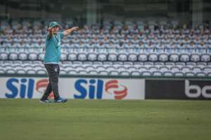 Coritiba 'demite' Pachequinho e segue em busca de um novo treinador