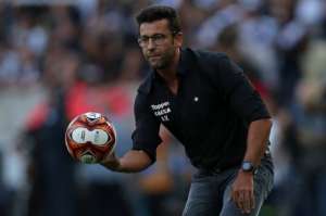 Trio carioca lidera em número de demissões de técnicos no século XXI