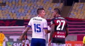 Vítimas abandonam o silêncio em avanço relevante da luta antirracista no futebol