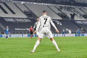 ITALIANO: Com 2 de Cristiano Ronaldo, Juventus goleia Udinese
