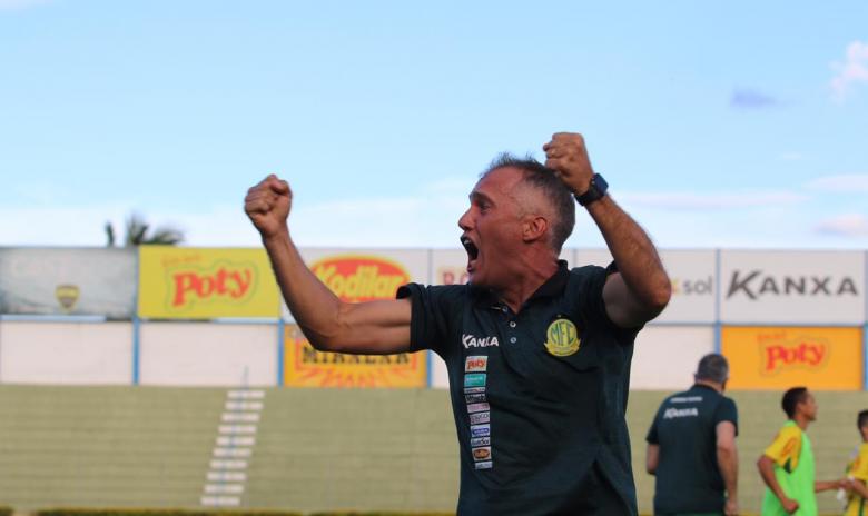 Eduardo Baptista, técnico do Mirassol (Foto: Marcos Freitas/Ag. Mirassol)