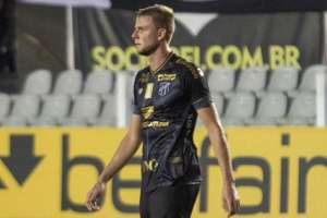 Zagueiro do Ceará comemora gols em 2020 e mira reencontro com Internacional