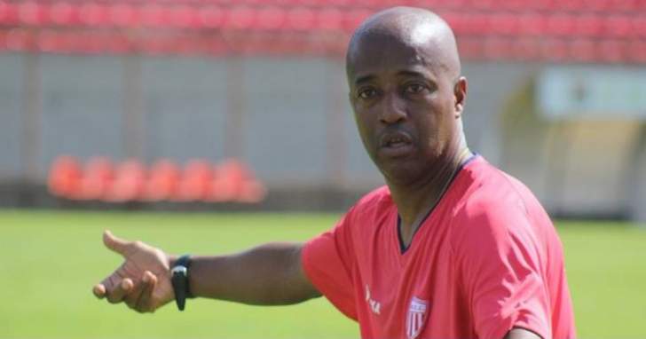 Time amazonense anuncia treinador ex-Bragantino e Marília