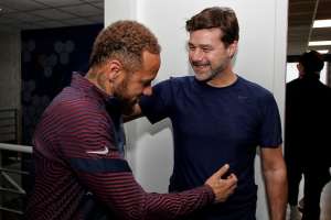 Neymar volta a correr, mas desfalca o PSG na estreia de Mauricio Pochettino