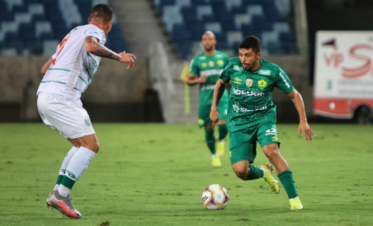 Cuiabá volta ao G4. (Foto: Asscom Dourado)