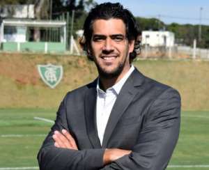 Novo diretor executivo de futebol do Inter, Paulo Bracks promete valorizar a base