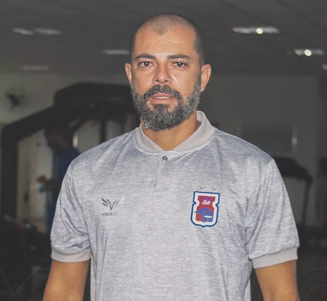 Série B: Paraná confirma rumor e oficializa ex-técnico do Figueirense