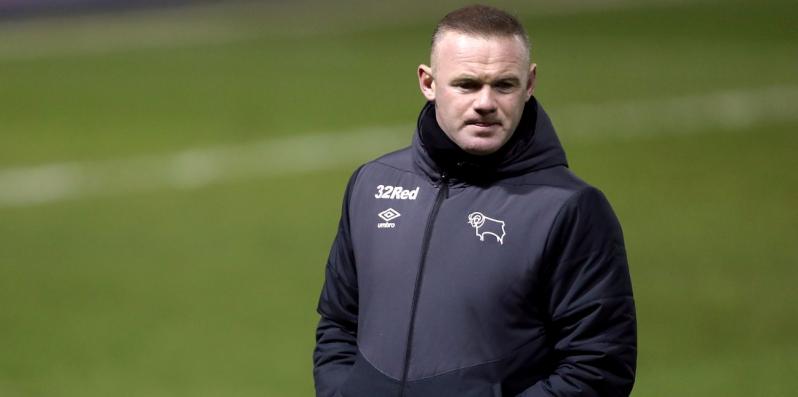 Rooney foi afastado após surto de Covid-19 (Foto: Divulgação/Derby County)