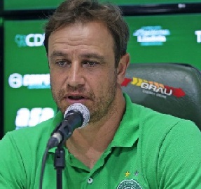 Promoção da molecada é indício de reformulação em curso no Guarani