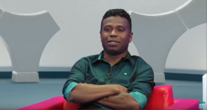 Edilson Capetinha contraria Neto e sai em defesa de Fernando Diniz