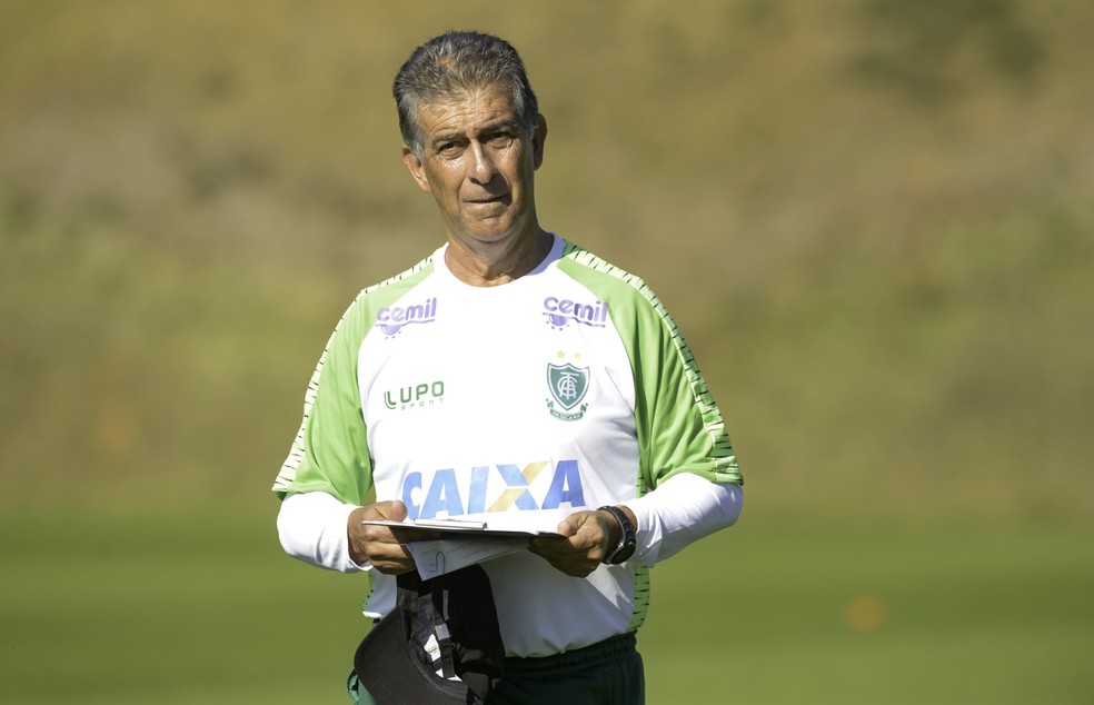 Ex-Cruzeiro e Atlético-MG, Ricardo Drubscky será manager de time mineiro