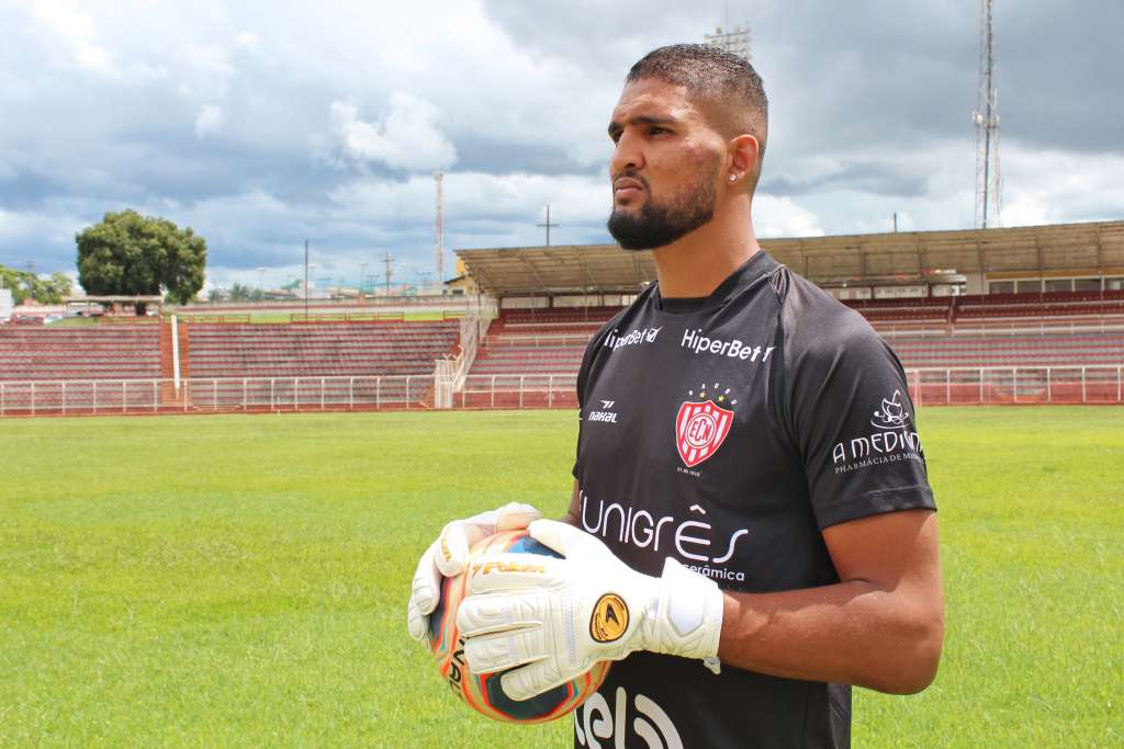 Matheus Cabral reforça o Noroeste. Foto: Bruno Freitas/Noroeste