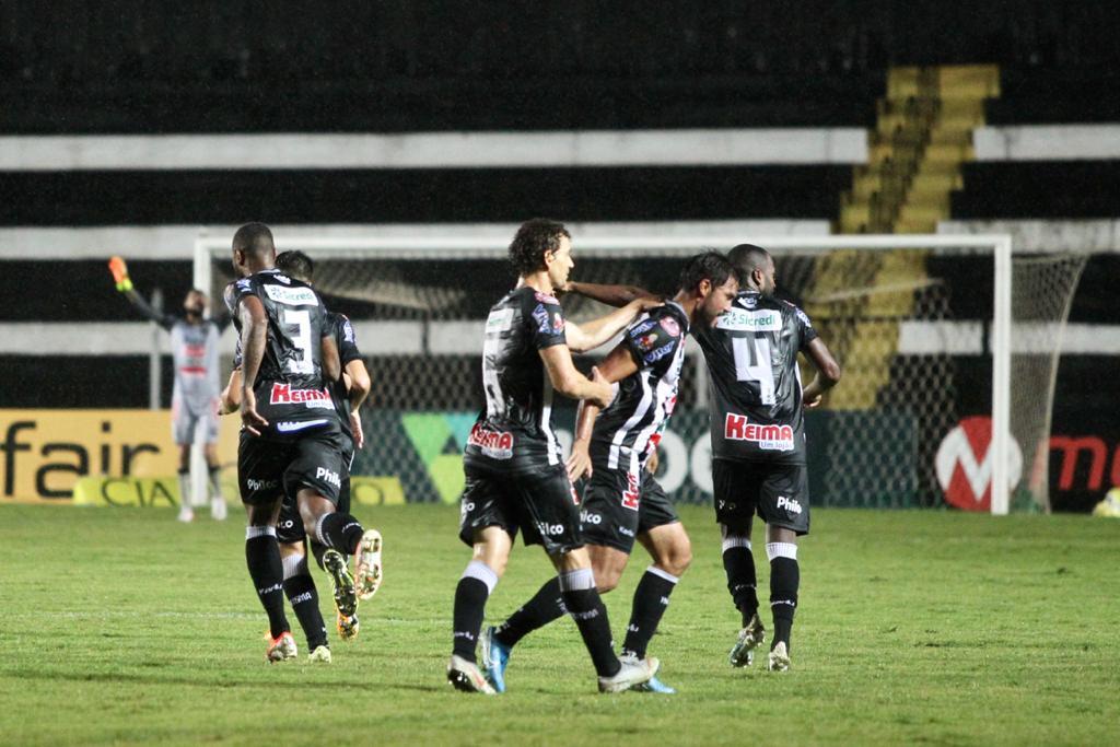 Operário-PR 2 x 0 Oeste-SP - Fantasma vence e acaba com reação do Rubrão 2 0002050520150 img