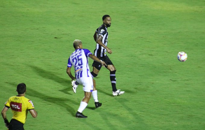 Figueirense e CSA empatam sem gols na 33ª rodada da Série B