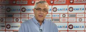 Presidente do Athletico-PR descarta contratação de ex-jogador da Seleção Brasileira