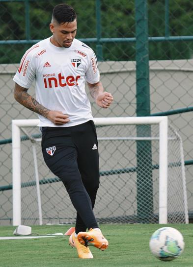 Luciano retorna aos treinos, pelo São Paulo. Foto: Twitter/São Paulo FC