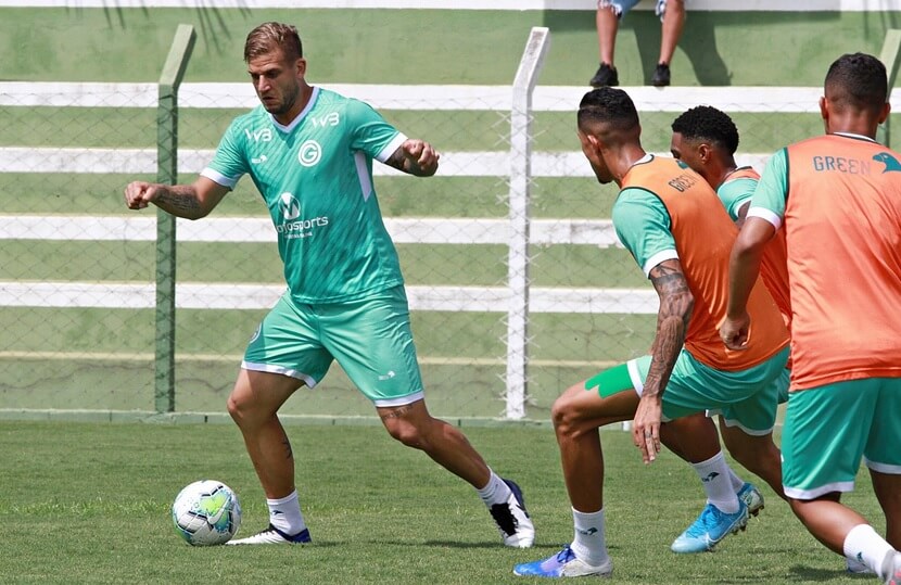 Artilheiro deixa futuro em aberto: “Prioridade é manter o Goiás na Série A”