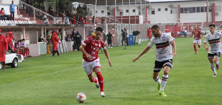 SÉRIE C: Vila Nova vence o freguês Santa Cruz e dorme líder no Grupo C