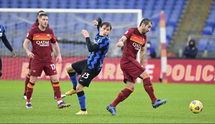 ITALIANO: Em bom jogo, Roma e Inter de Milão empatam e veem Milan disparar