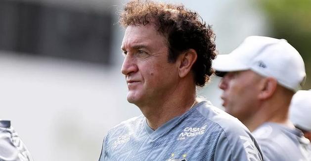 Cuca celebra vitória sem desgaste dos titulares santistas antes de encarar o Boca