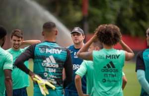 Ceni sobre futuro no Flamengo: 