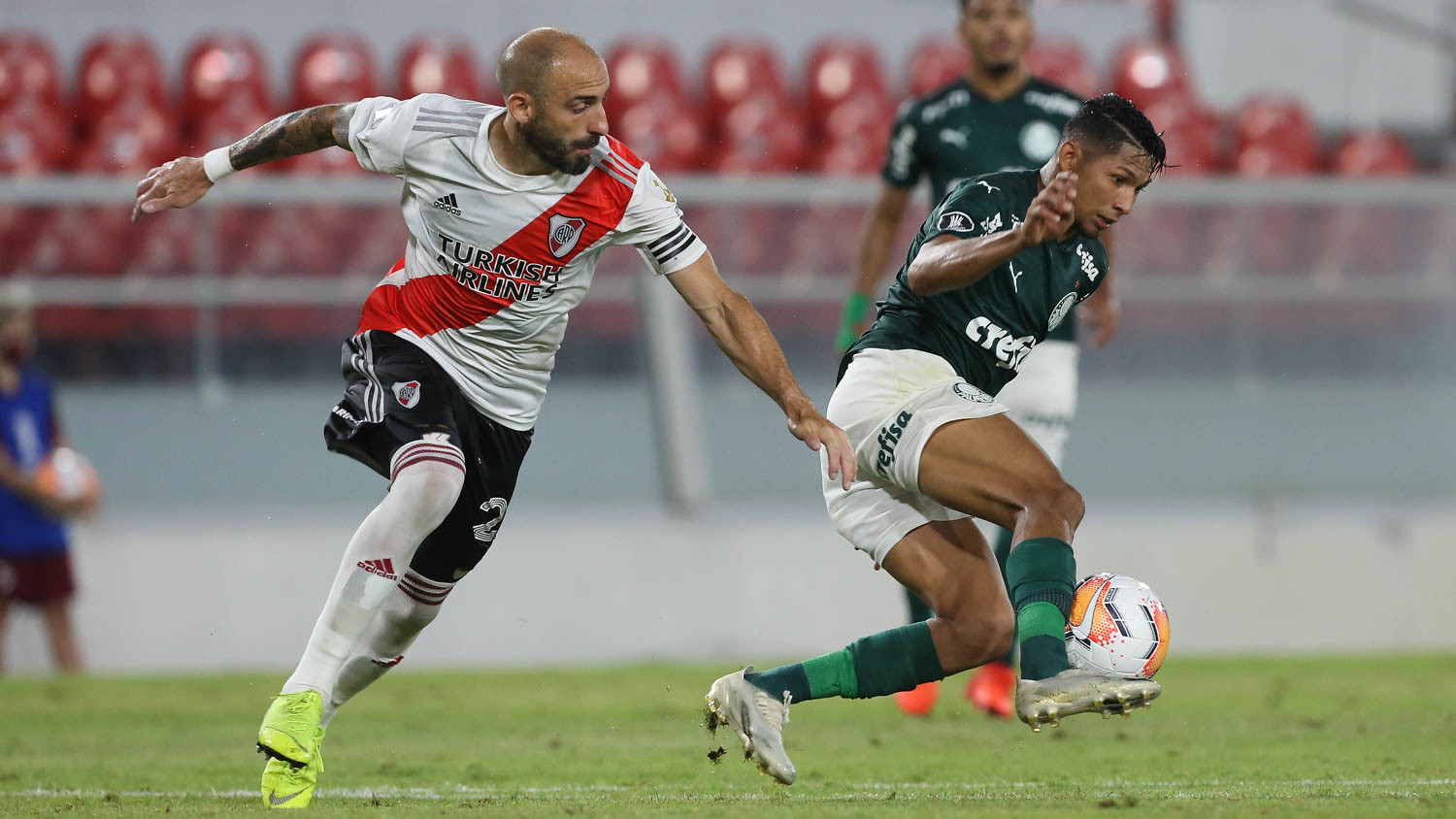 Apenas virada inédita em semifinal tiraria Palmeiras da decisão da Libertadores