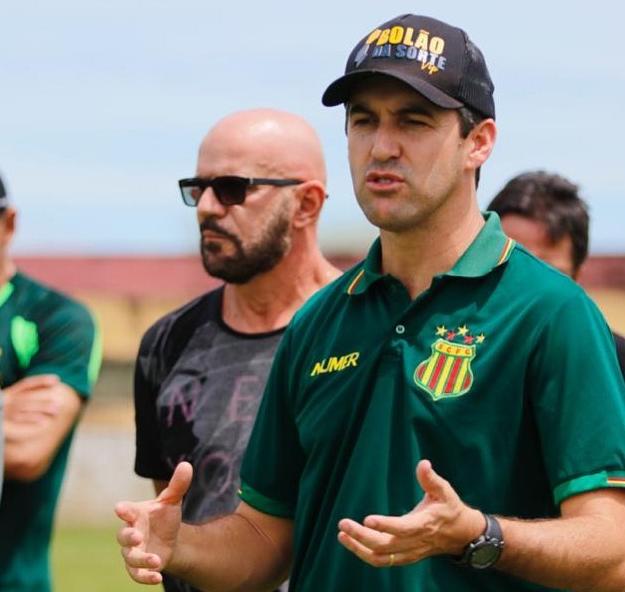 Série B: Presidente do Sampaio Corrêa fala sobre rumores de saída de artilheiro
