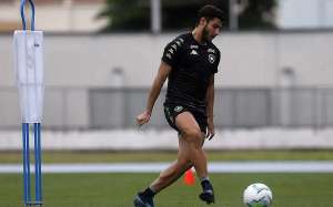 Ex-Botafogo, Marcinho estava em alta velocidade em acidente, diz laudo