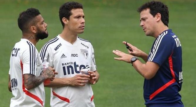 Diniz com altos e baixos no São Paulo