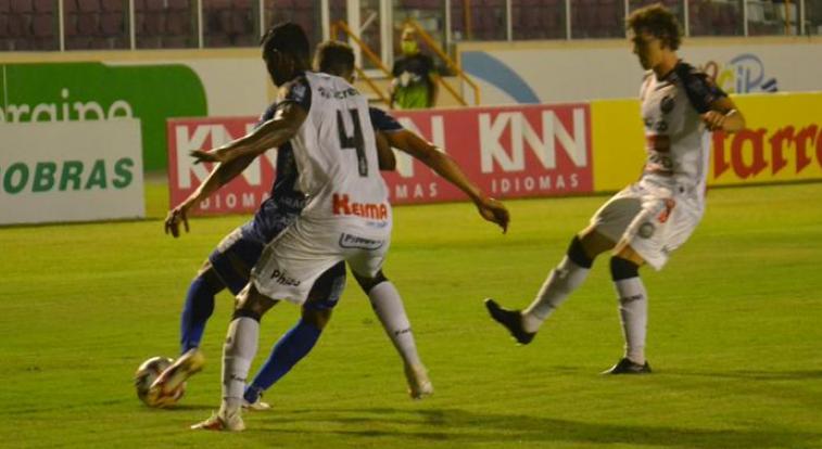 Confiança foi mais eficiente em Aracaju