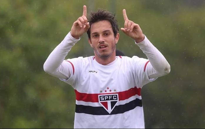 Meia ex-São Paulo é anunciado como novo reforço do Gama