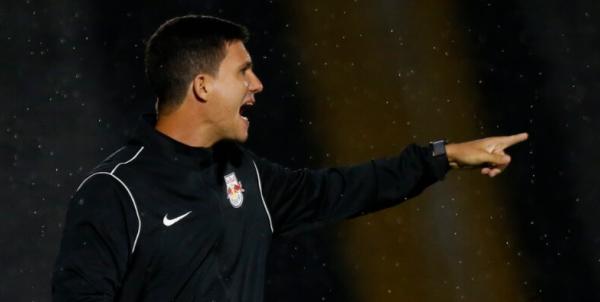 Maurício Barbieri reclamou da arbitragem (Foto: Ari Ferreira/Red Bull Bragantino)