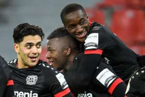 COPA DA ALEMANHA: Bayer Leverkusen goleia o Eintracht Frankfurt e avança