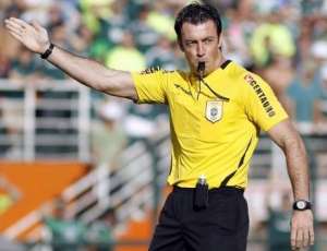 Série C: CBF escala 'tropa de elite' para apitar jogos da última rodada