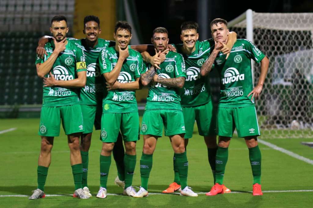 Chapecoense 2 x 1 Figueirense – Um ano depois, Chape está de volta a elite!